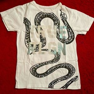 Boys True Religion shirt sleeve shirt in excellent condition